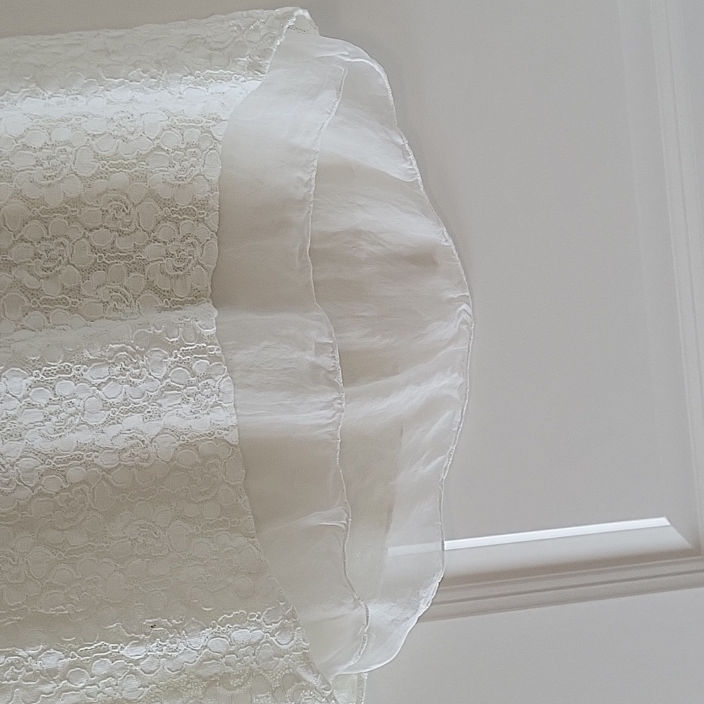 Lace Top - Picture 3 of 4